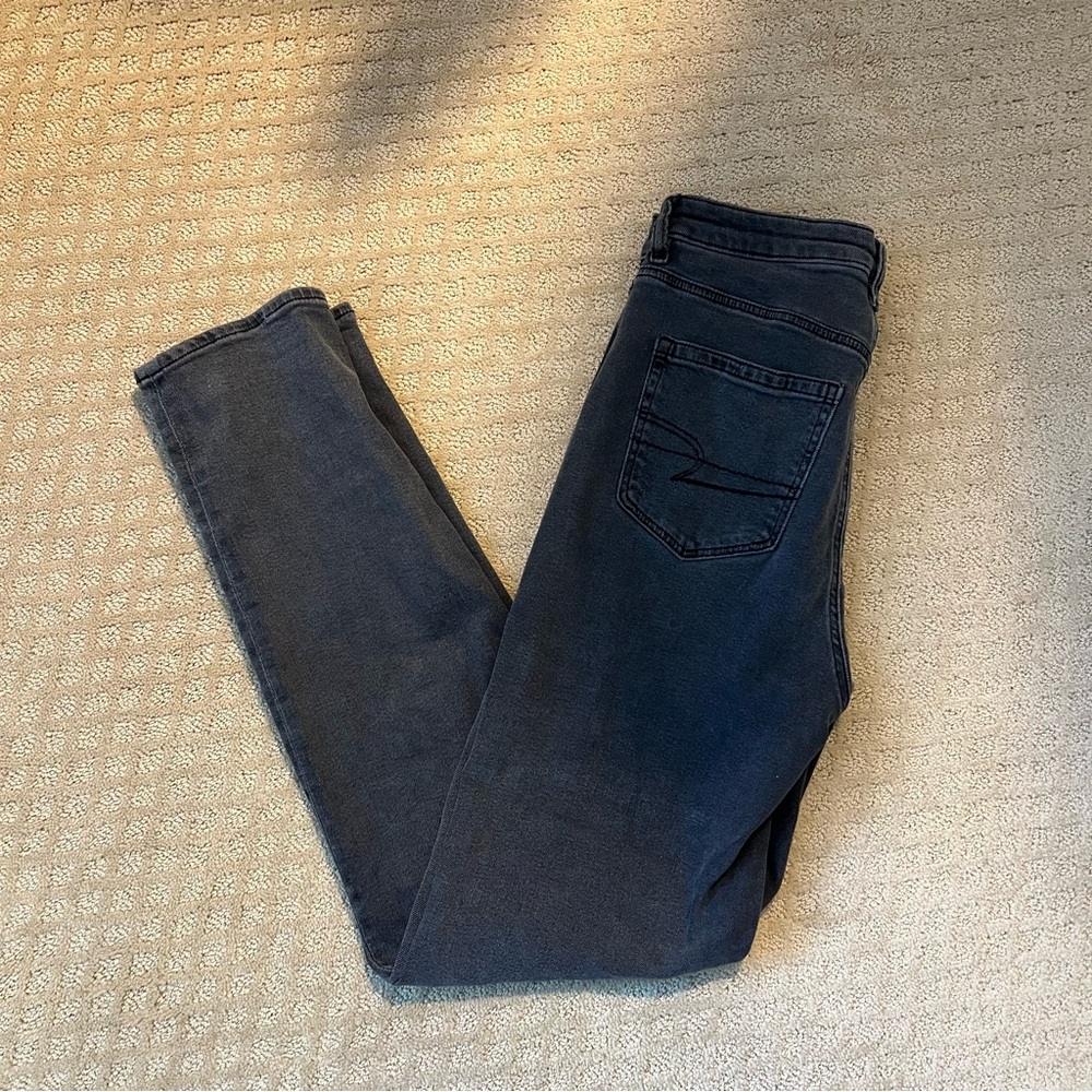 Black American Eagle X-Long Mom Jeans - Size 8 - Picture 2 of 5